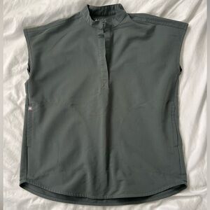 Figs Bonsai Women’s Rafaela scrub top